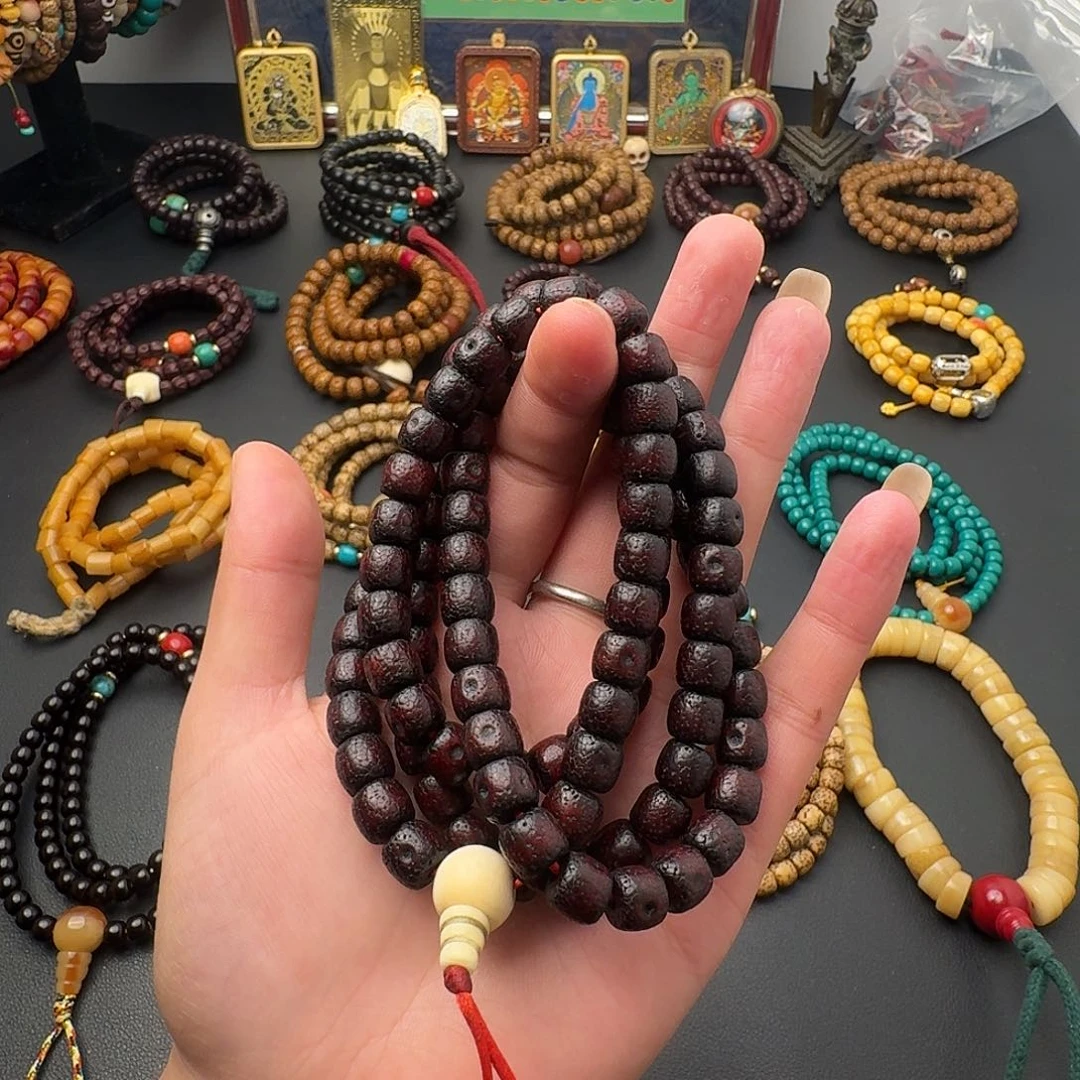 大果紫檀（缅甸花梨）壶**间