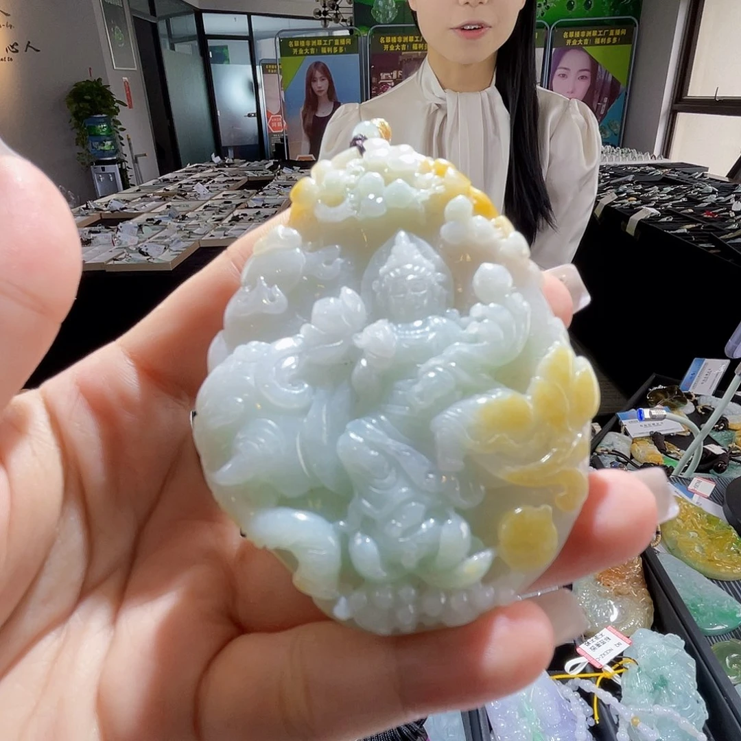 颈饰未镶嵌翡翠一个