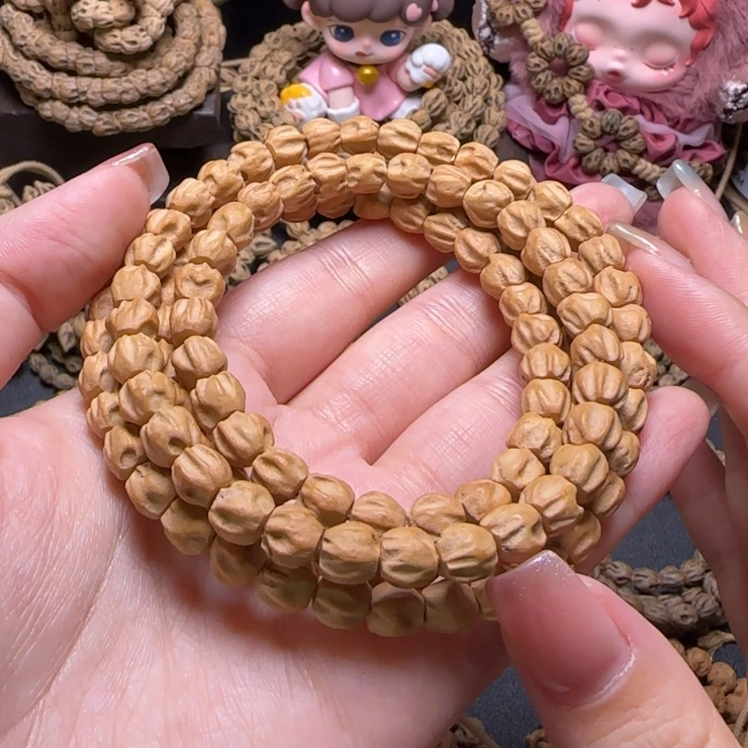 爱***忆柏香籽/百香籽吊坠