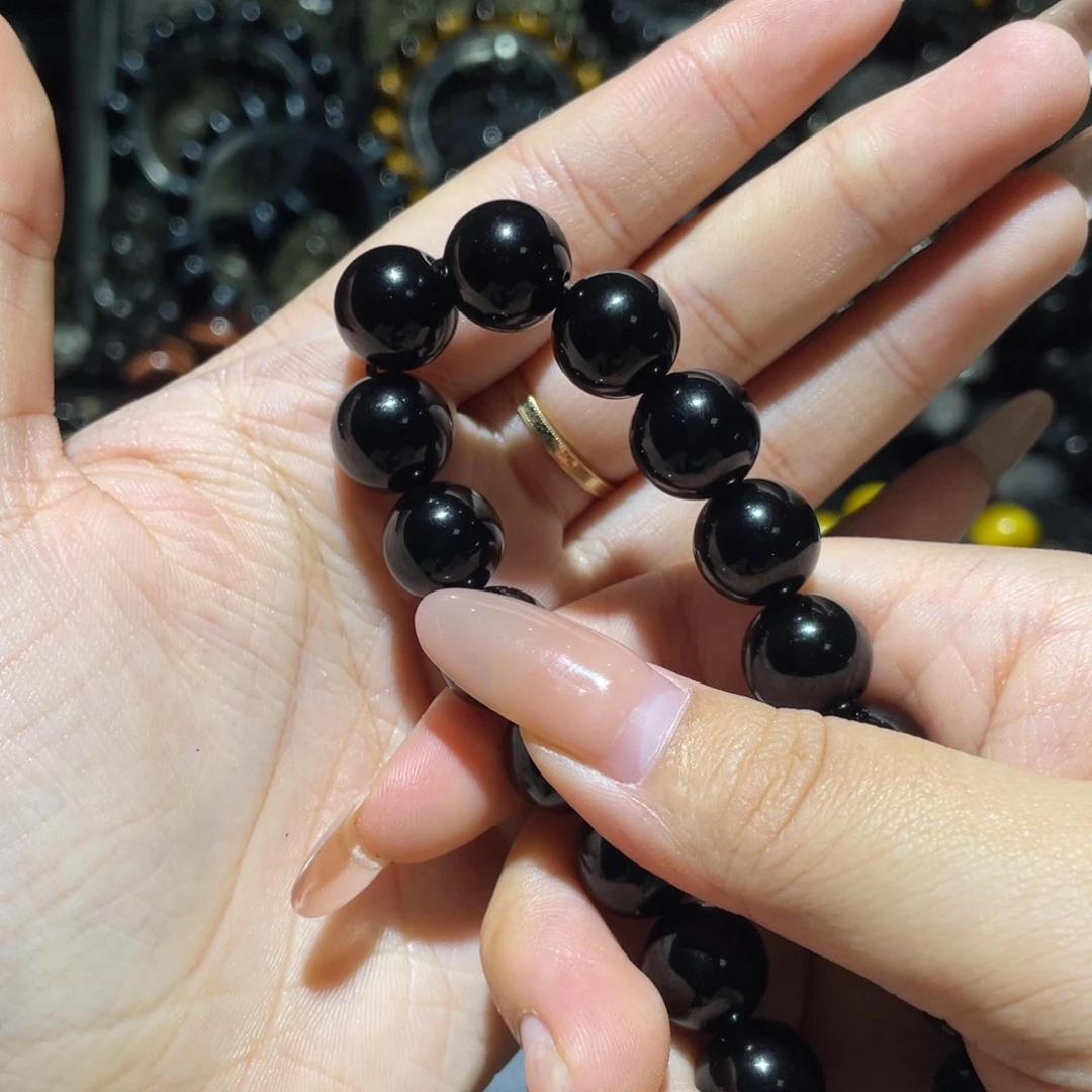 等***来木变石未镶嵌手链