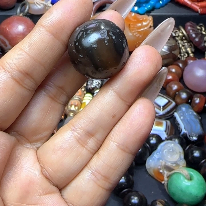 玛瑙/玉髓颈饰未镶嵌