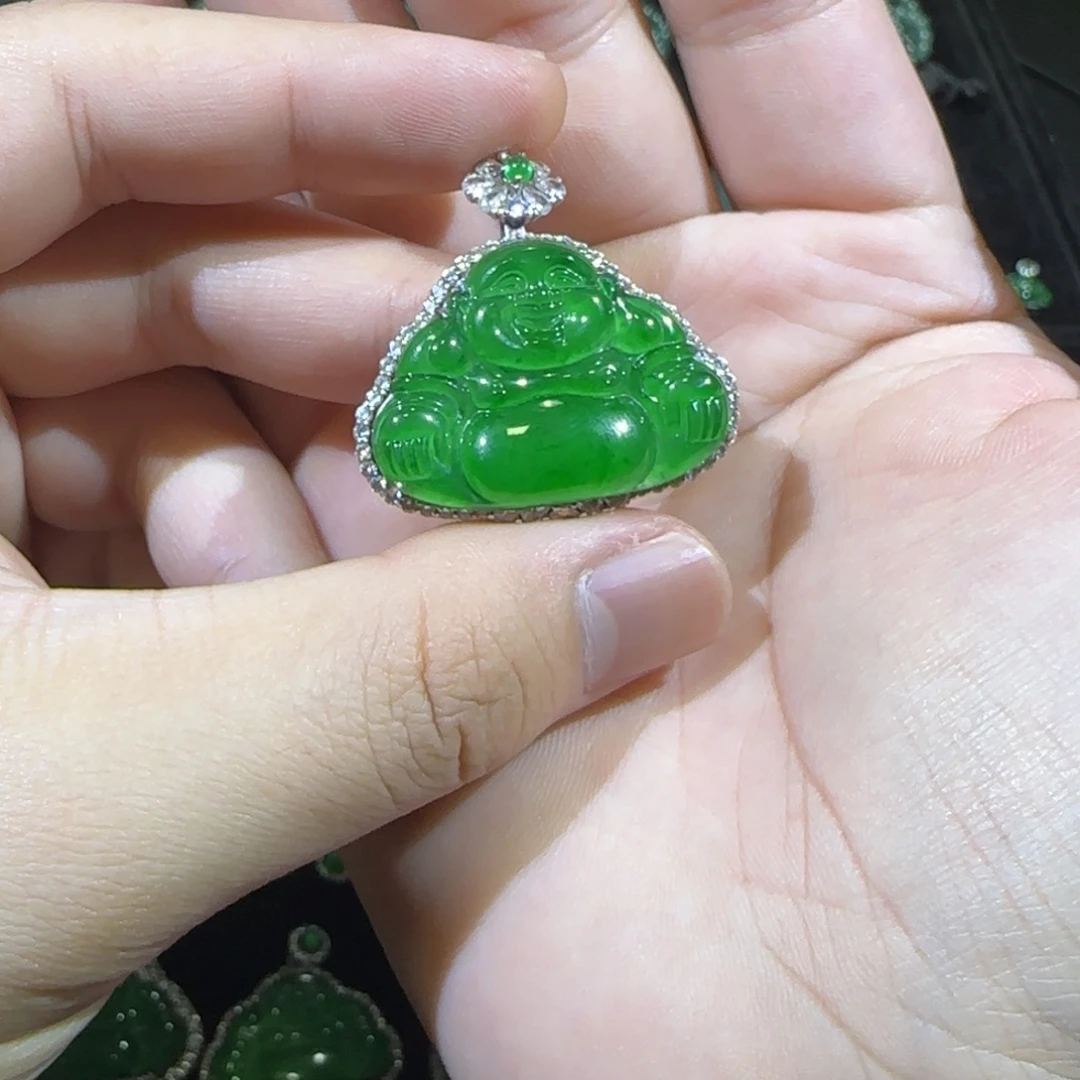 颈饰未镶嵌翡翠天然翡翠A货佛公