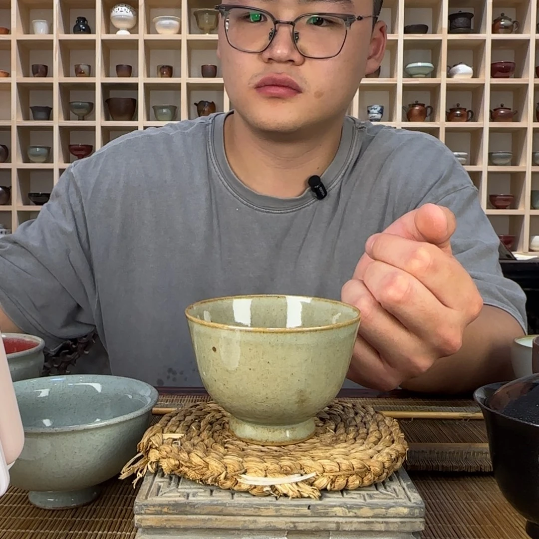 Y***平阳窑手作青釉敦实杯