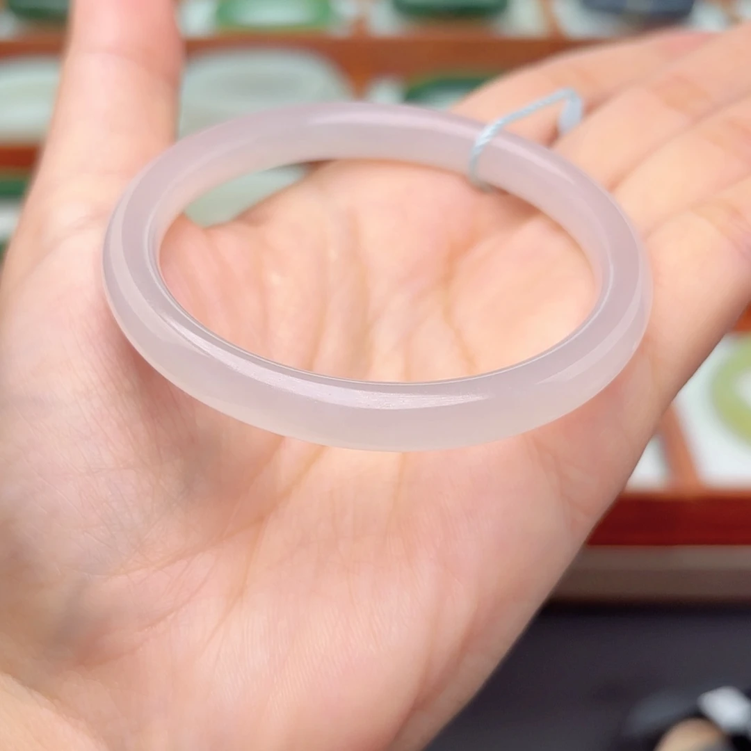 【闪购商品】未镶嵌手镯和田玉