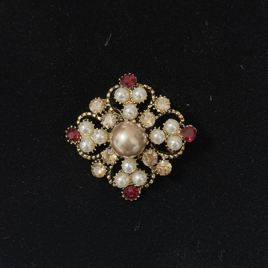 中古菱形碎钻胸针