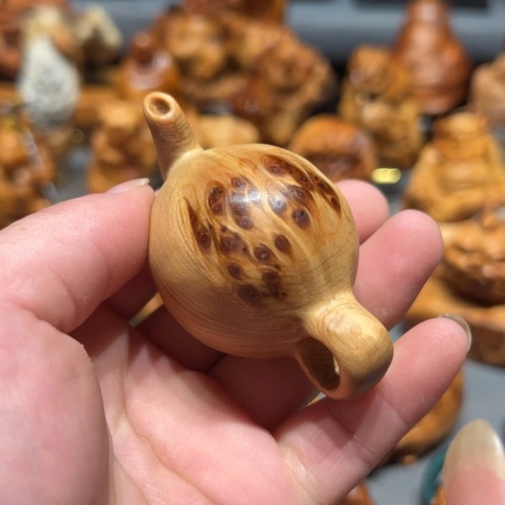 柏木（崖柏）点点关注