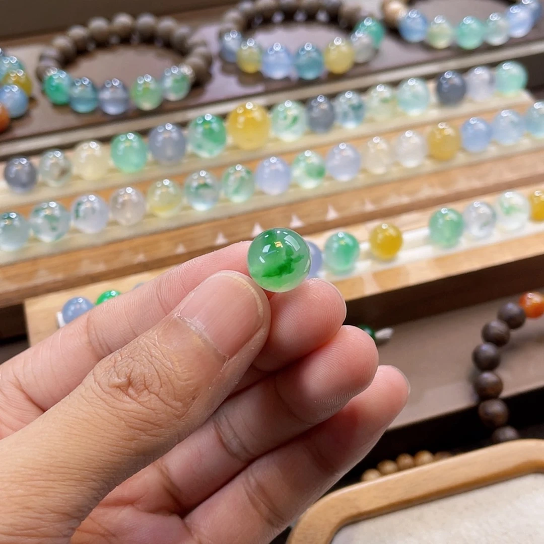 【闪购商品】颈饰未镶嵌翡翠卡12.2飘绿