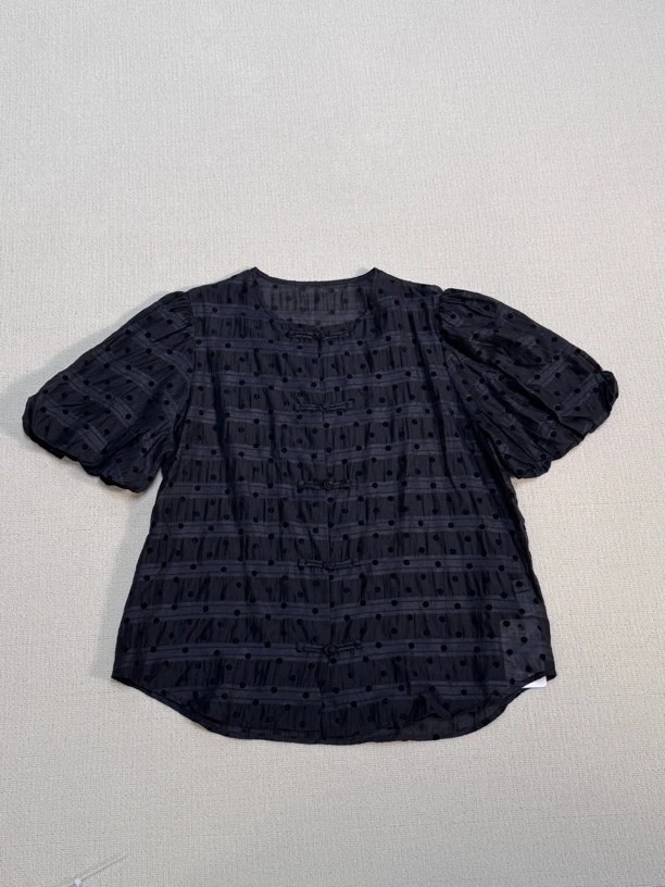 23586夏季新款泡泡袖盘扣波点衬衫