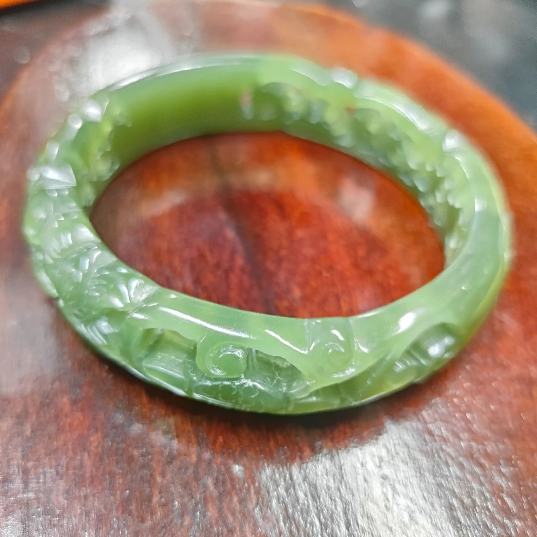 和田玉缠枝莲设计手镯168.