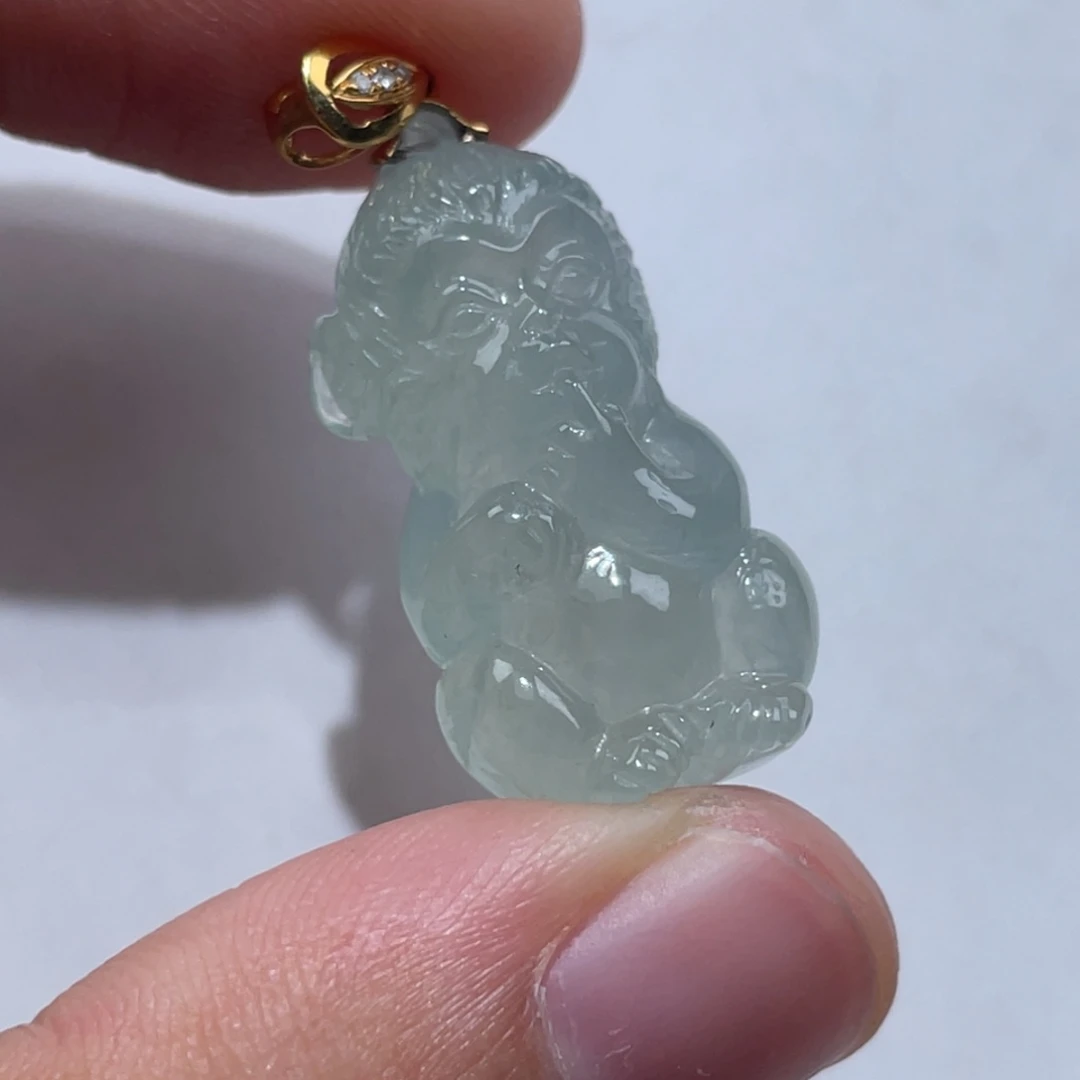 定制翡翠未镶嵌翡翠