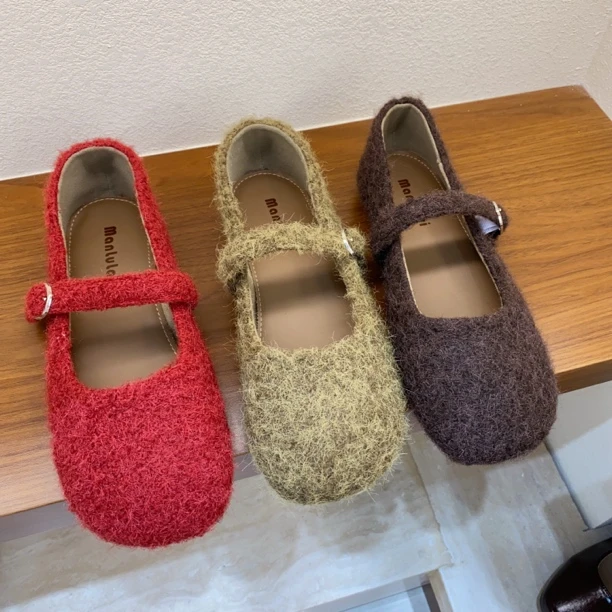广州鞋～百搭平底韩版秋冬单鞋平跟加绒鞋子女鞋套脚冬季