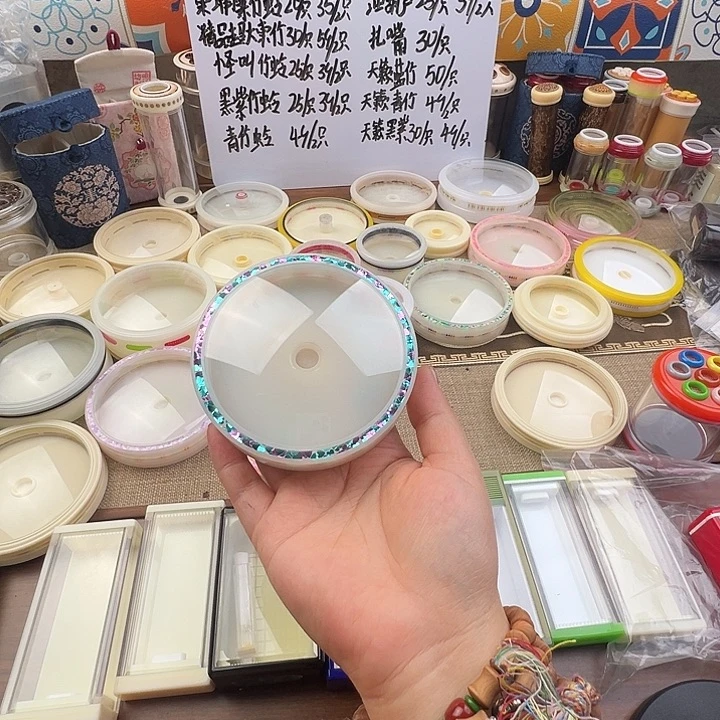 杨连平繁花送水塔………………