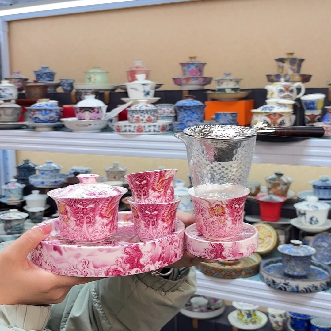 盖碗里的水煮开后倒在