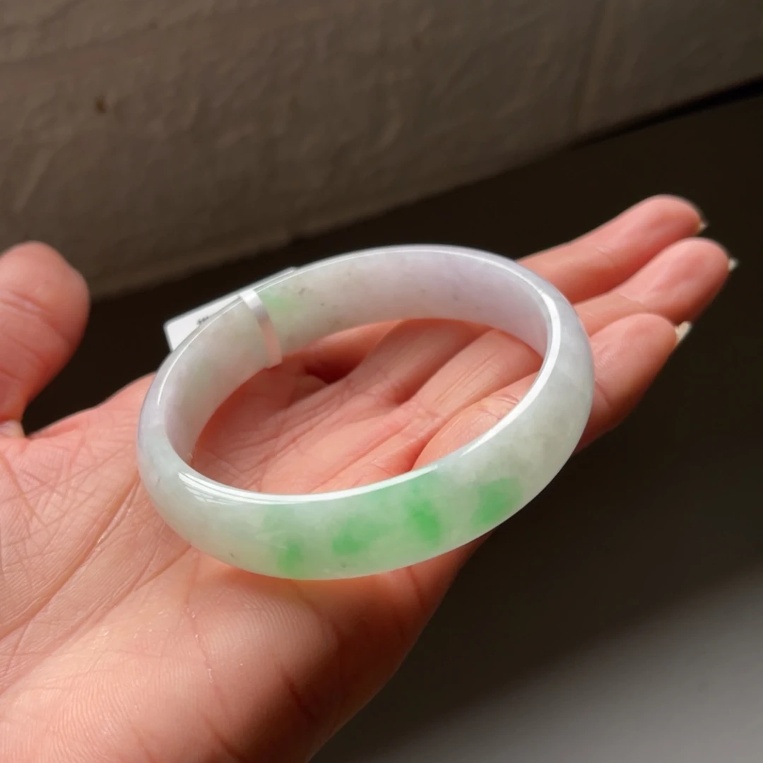 静***读翡翠手镯未镶嵌53.9圈三天鉴赏期（有瑕）