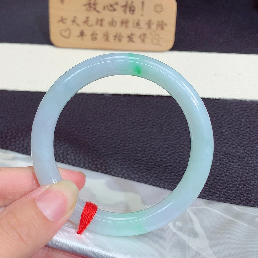 翡翠未镶嵌手镯4004