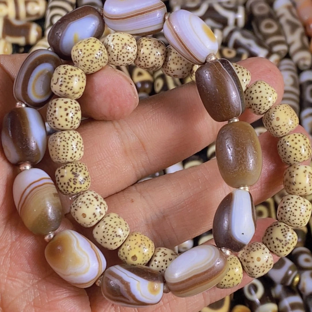 星月菩提吊坠手串