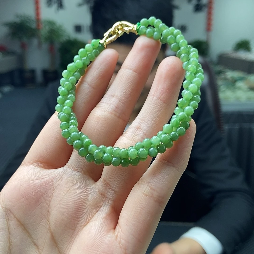 和田玉颜色多样性发拍一发一未镶嵌