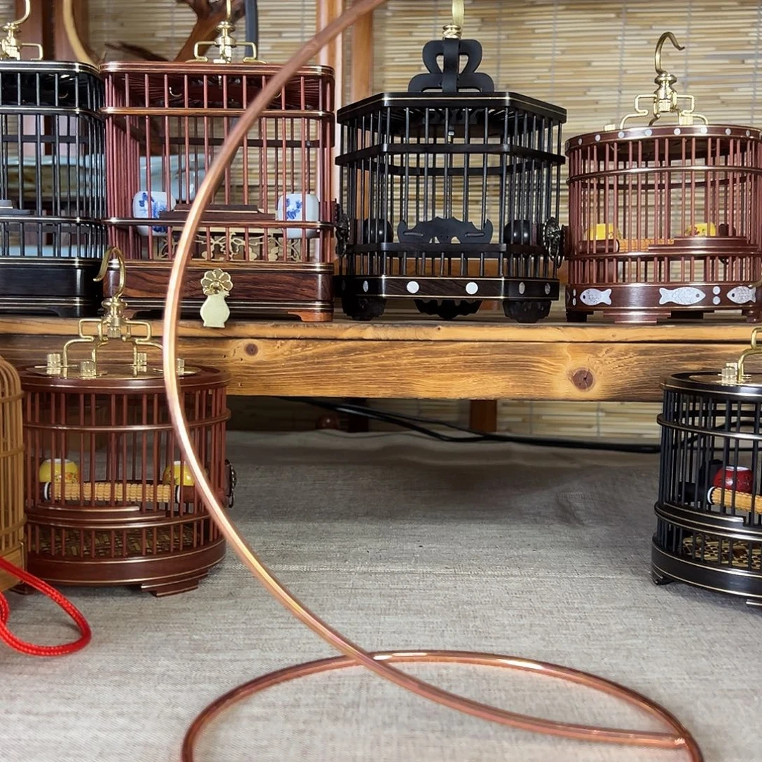 铁***鹏玫瑰金色圆架子一个