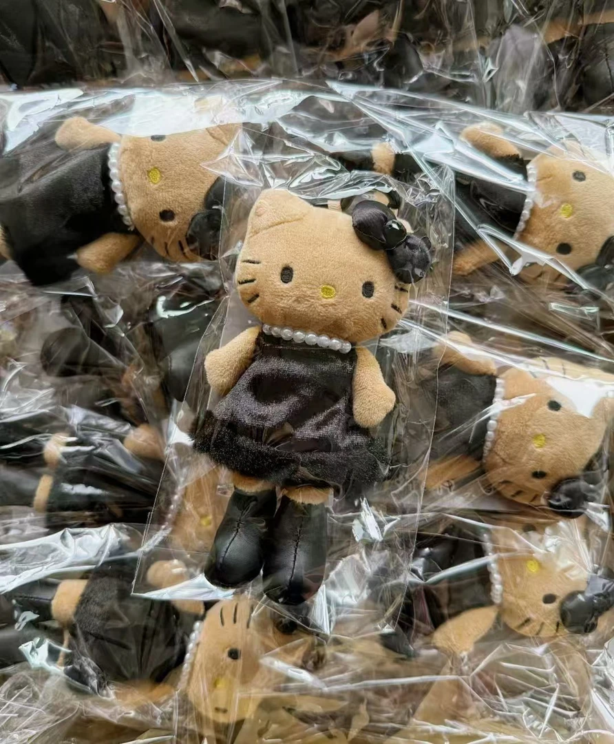 【大阪限定】Hello Kitty 黑灰珍珠裙子长腿Kitty钥匙扣玩偶