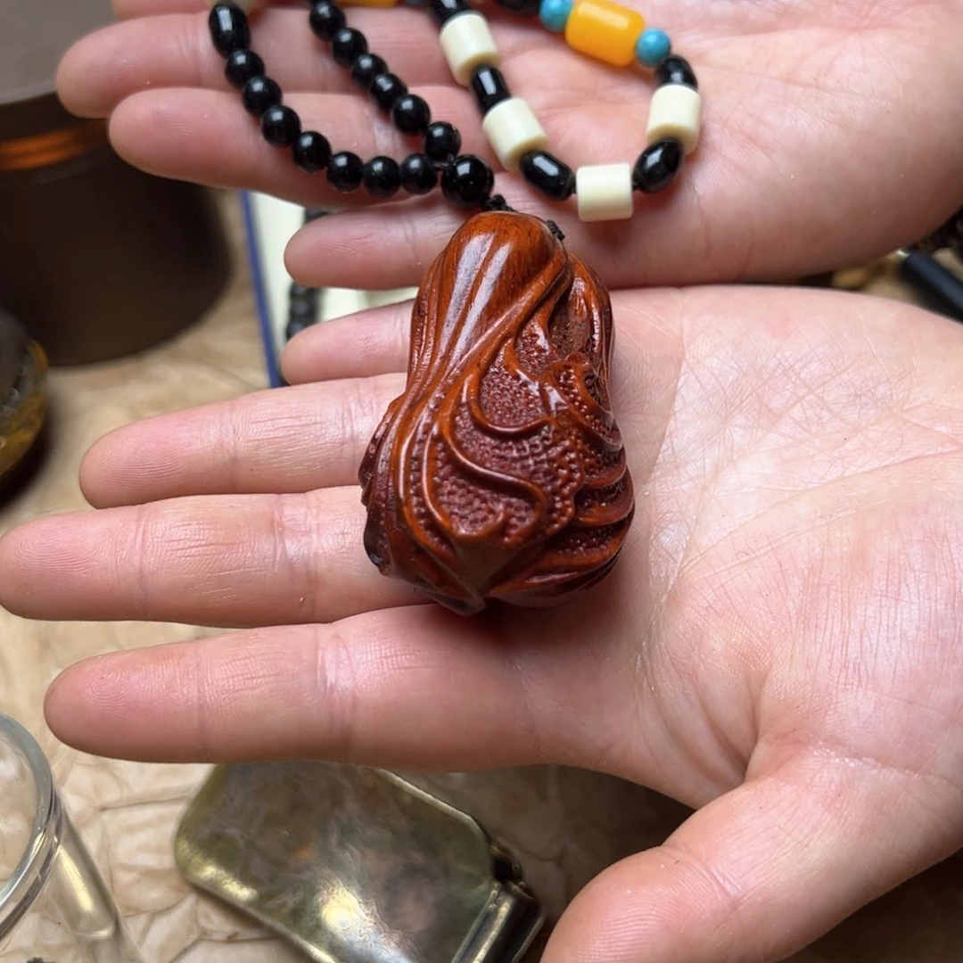 大叶紫檀（黑酸枝木类）