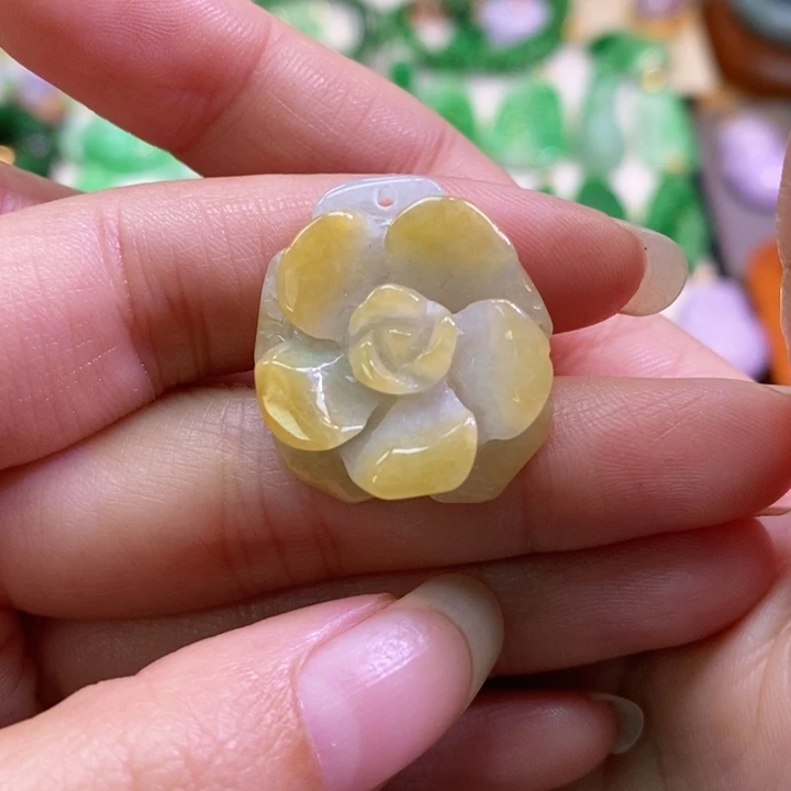 颈饰未镶嵌翡翠吊坠