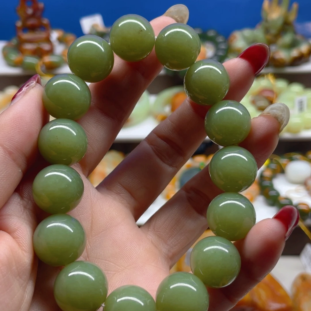 透闪石质玉未镶嵌手串