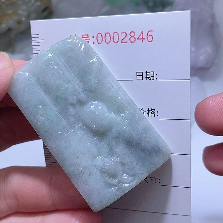翡翠颈饰未镶嵌一