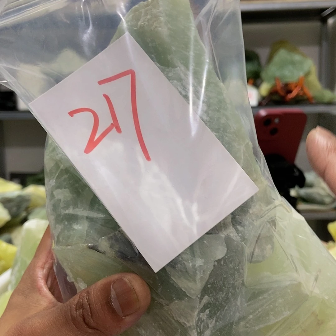 蛇纹石玉未镶嵌原石乐*遥