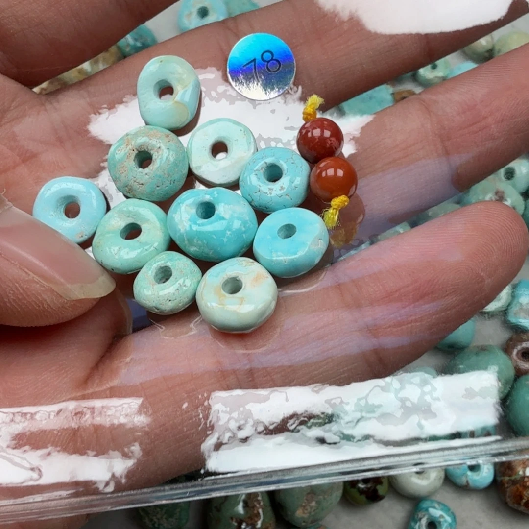 南红玛瑙未镶嵌珠宝奇石