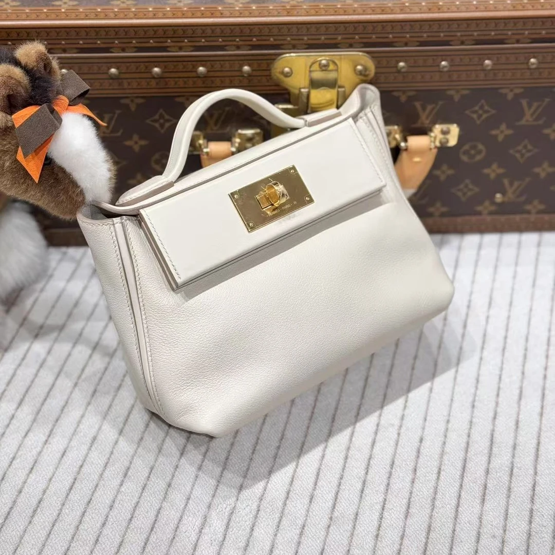 全新未使用 Hermes/爱马仕 lina/b刻冰川白mini2424包