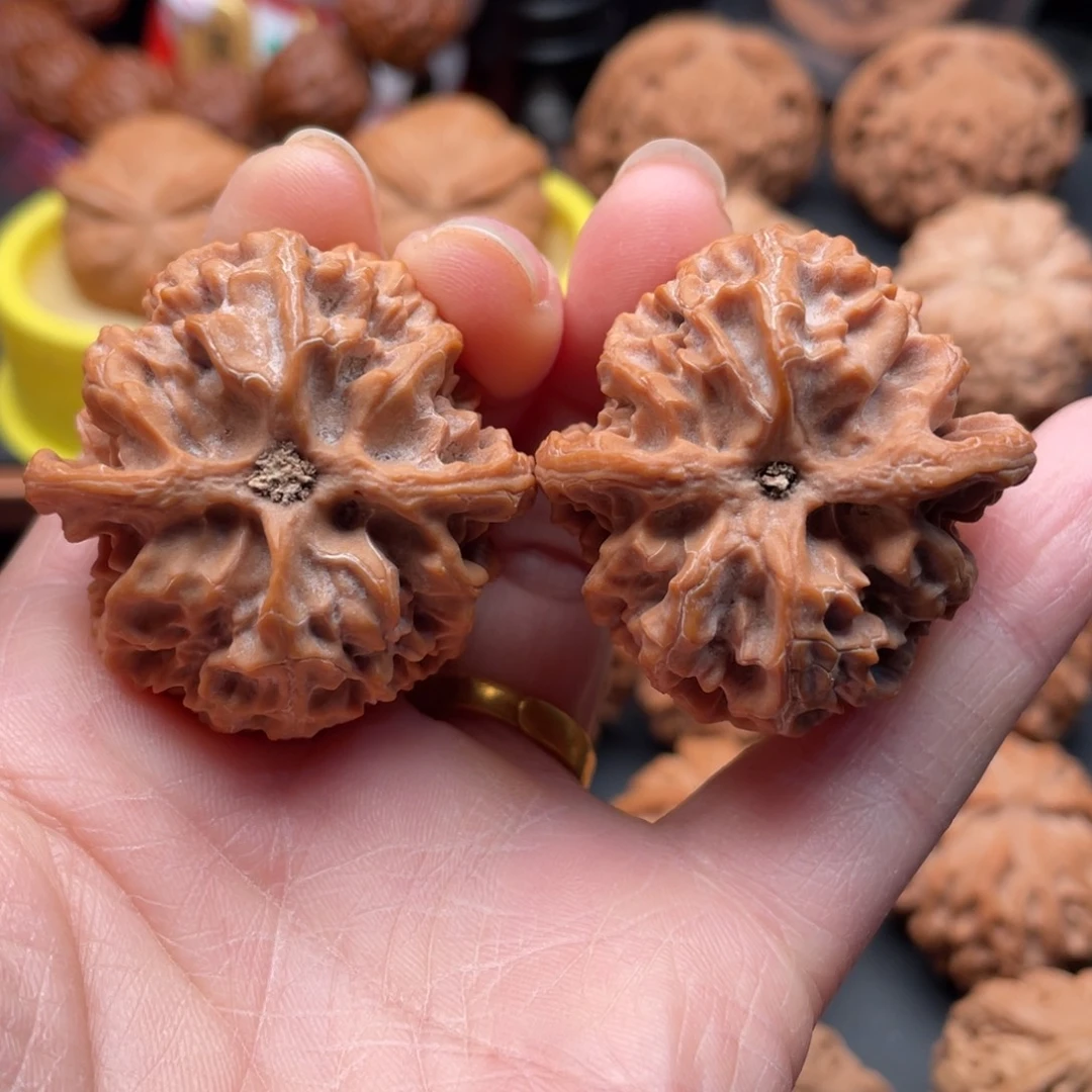 一***儿把件文玩核桃苹果园38