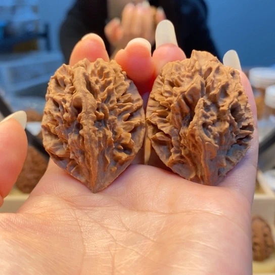 把件桃核 五花龙骨