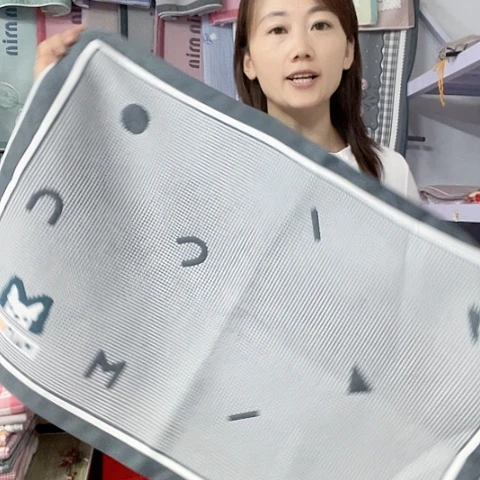 棉纱布黑色字母小狗