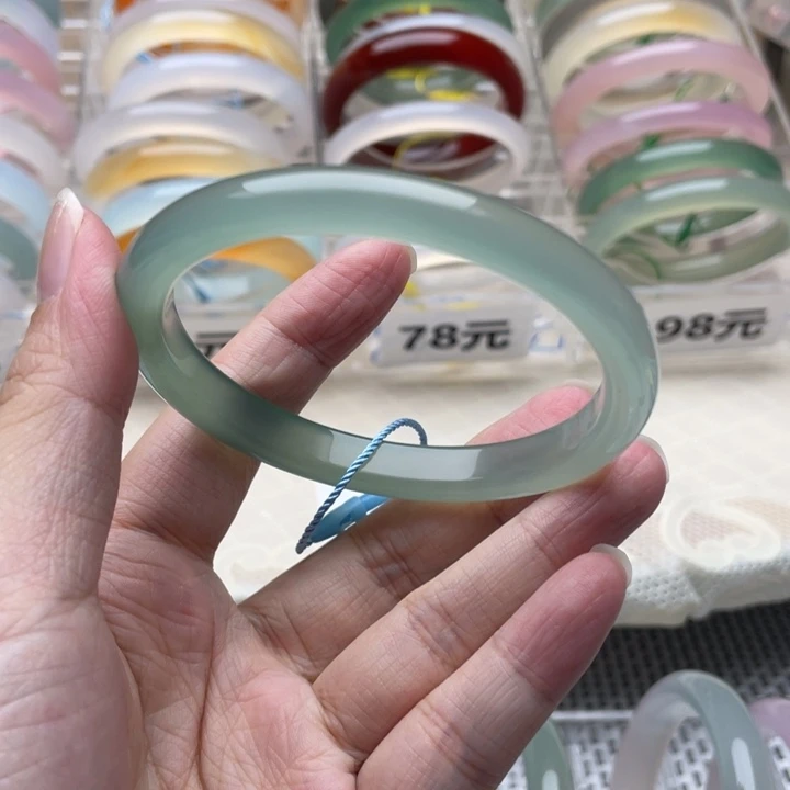 手镯玛瑙/玉髓未镶嵌58圈口