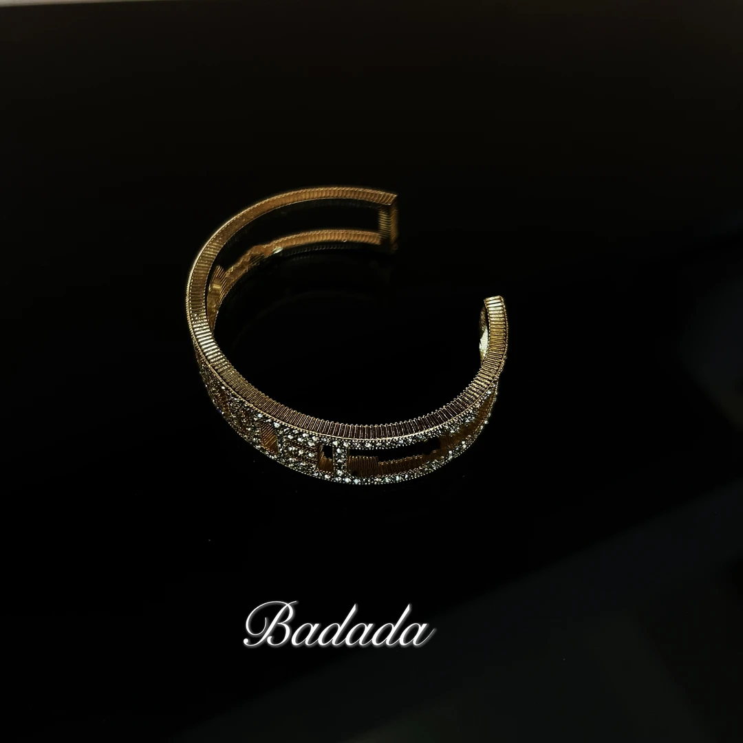 铜合金仿水晶手镯 【C3003】轻奢女士气质精致高定手镯0114