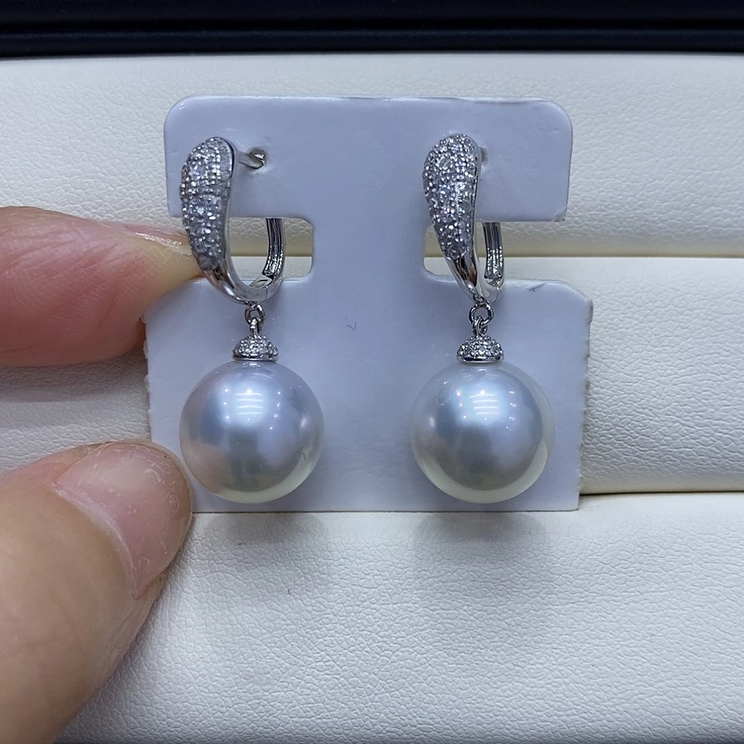 18K金镶嵌耳饰海水珍珠12到13点位澳白