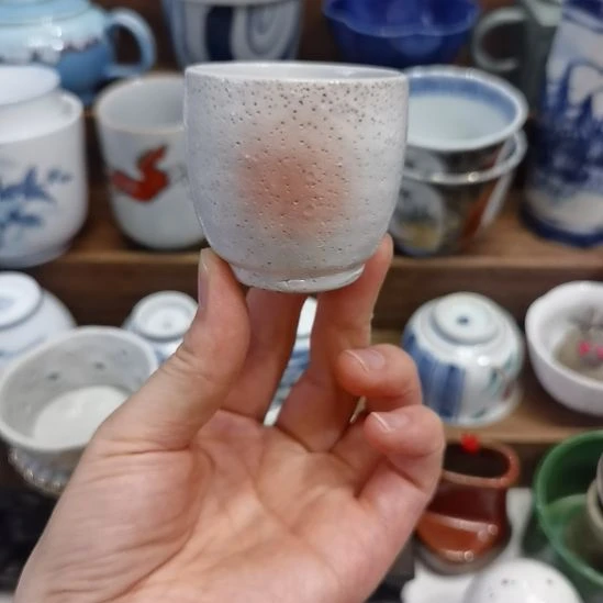 新号开播，持续放漏，中古品默认微瑕，满十八包邮。