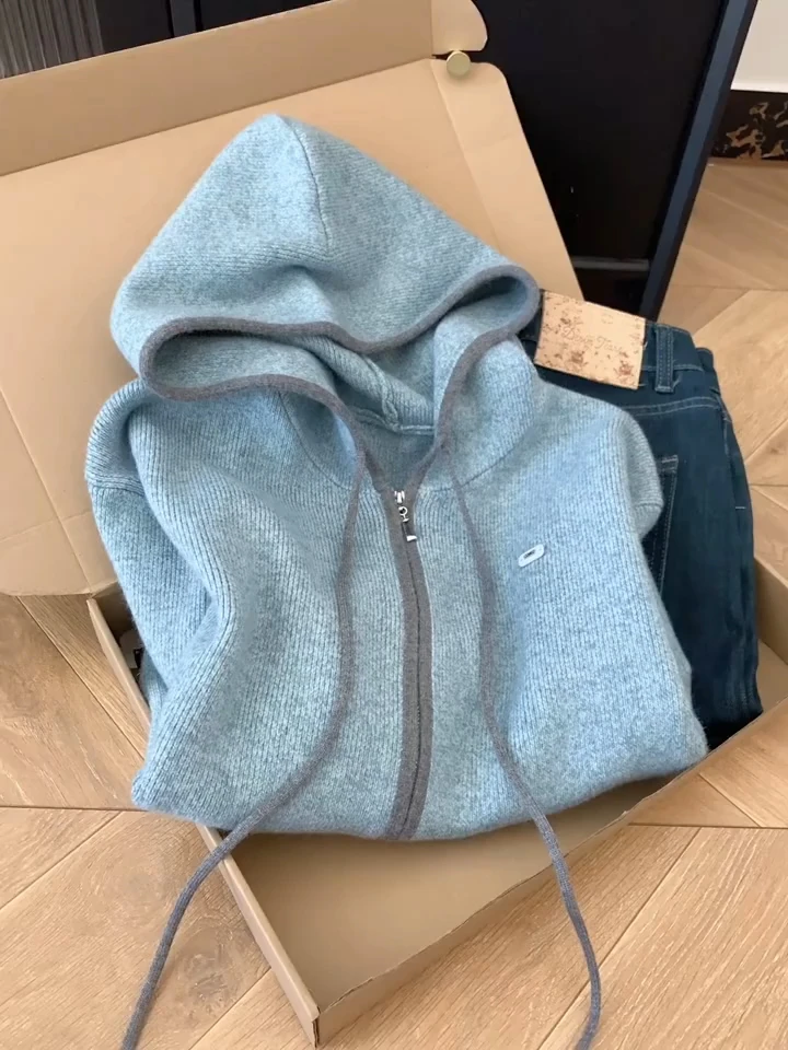 韩版慵懒风连帽拉链针织开衫女秋季新款蓝色宽松显瘦上衣软糯外套