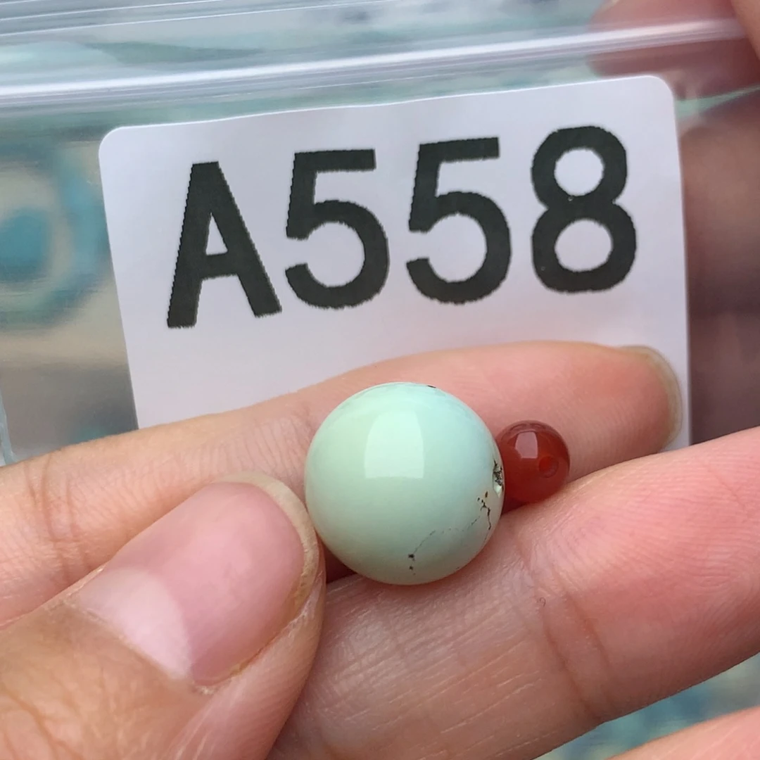 南红玛瑙未镶嵌珠宝奇石