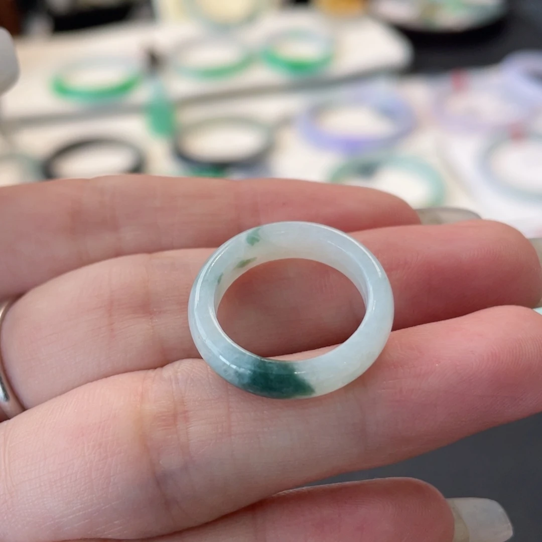翡翠戒指未镶嵌4号戒圈