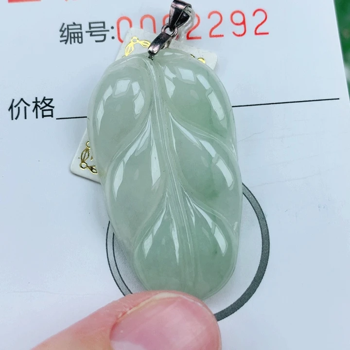颈饰银S925镶嵌翡翠