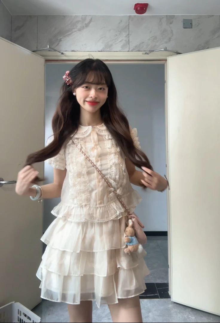 甜圈圈【安妮心事】重工花边亮片上衣高腰松紧蛋糕半身裙千金套装