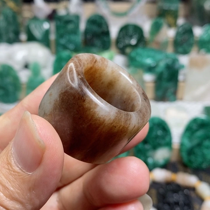 未镶嵌独山玉颈饰