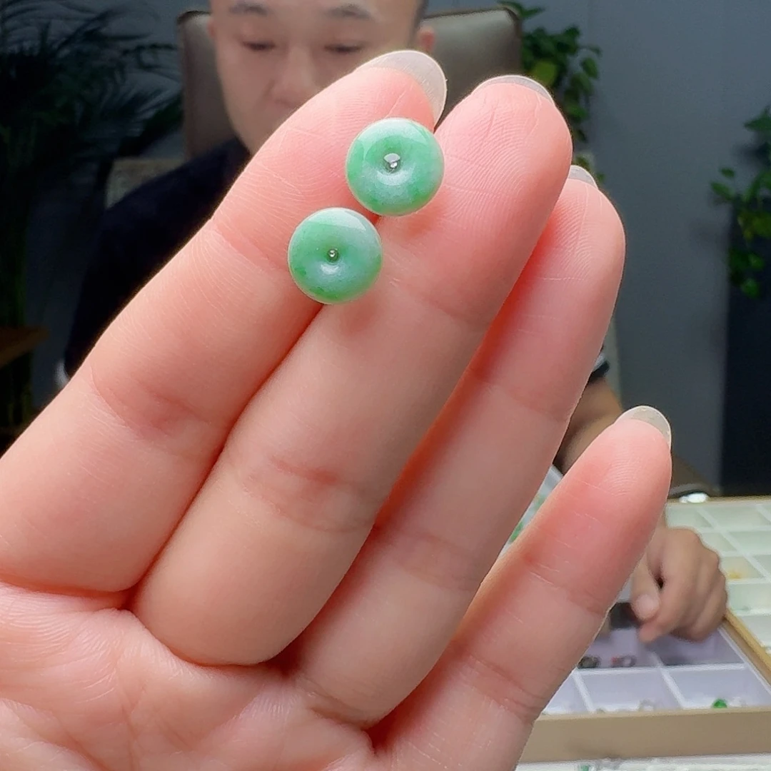 银S925镶嵌翡翠耳饰天然