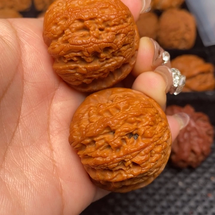 秦岭野生文玩核桃12