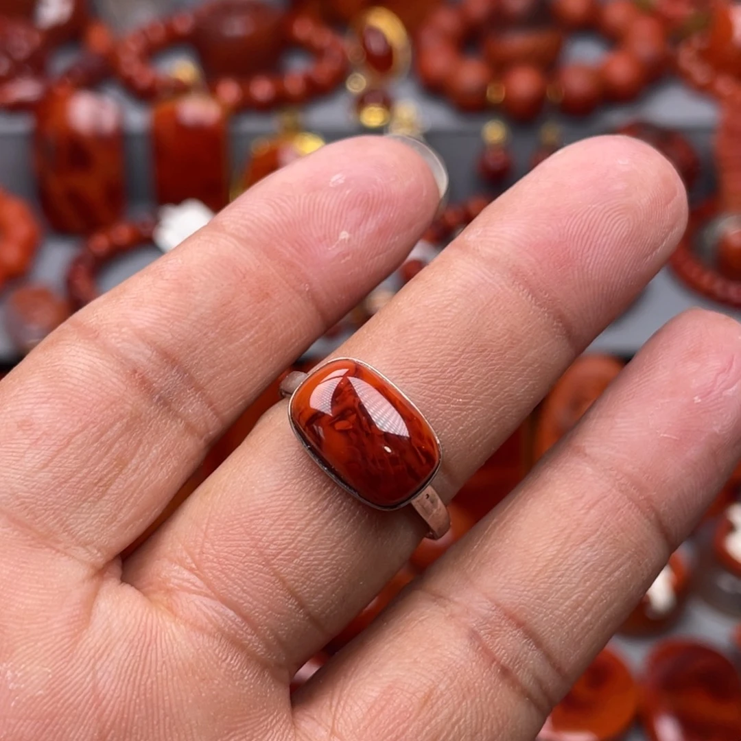 南红玛瑙未镶嵌珠宝奇石戒指