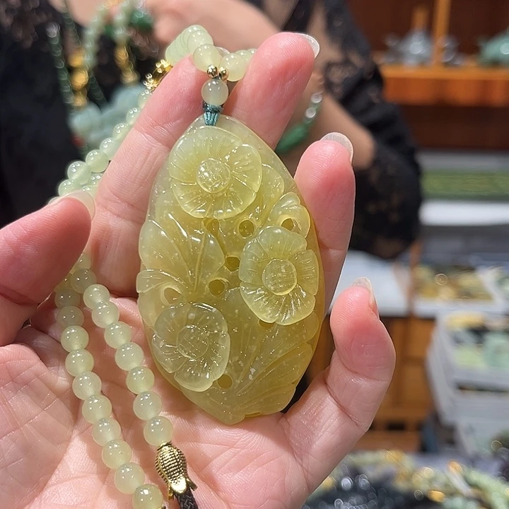 未镶嵌岫玉毛衣链
