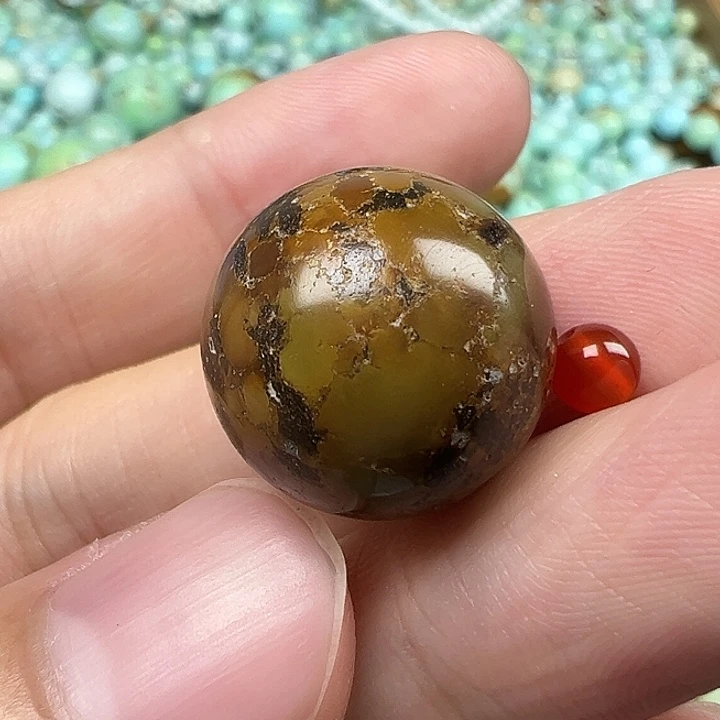 未镶嵌配饰南红玛瑙卡16.9