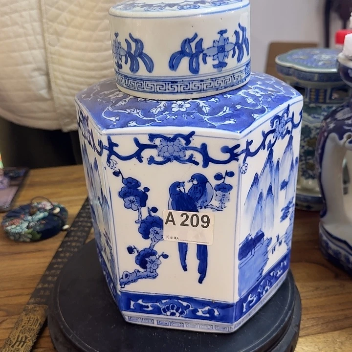 陶陶瓷默认微瑕， 介意勿拍