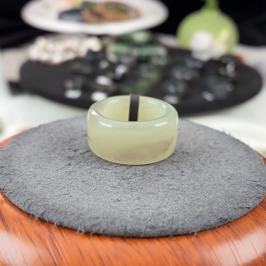 和田玉未镶嵌戒指b142飘紫圆切18.4不退换